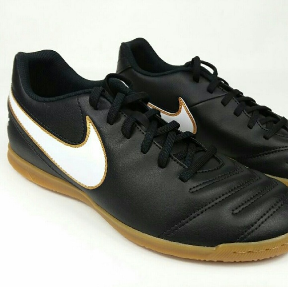 Nike Shoes Nwt Tiempo Rio Iii Ic Indoor Soccer Shoe Poshmark